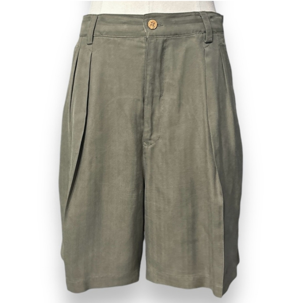 TOMMY BAHAMA RELAX 100% Silk Pleated High Waisted Shorts Army Green